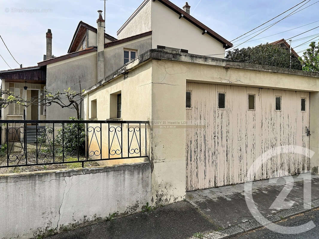 Maison à OULLINS