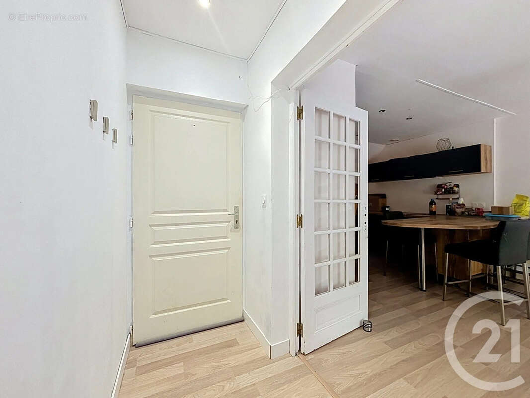 Appartement à SAINT-VALERIEN