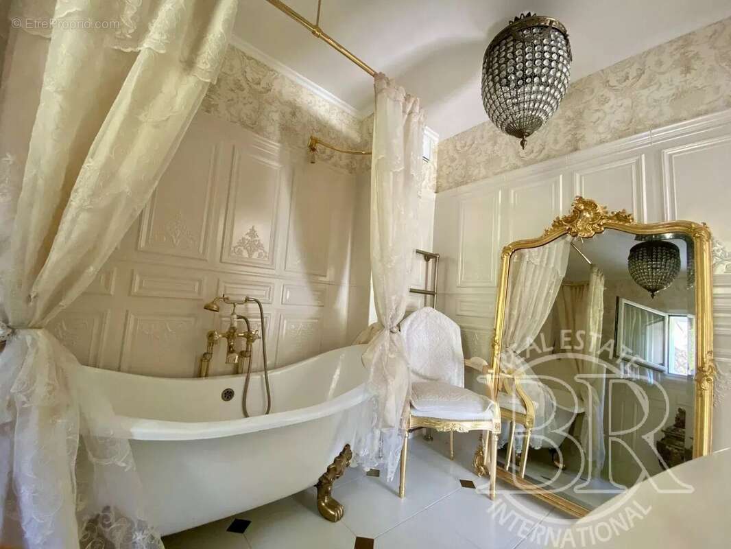 Maison à BEAUSOLEIL