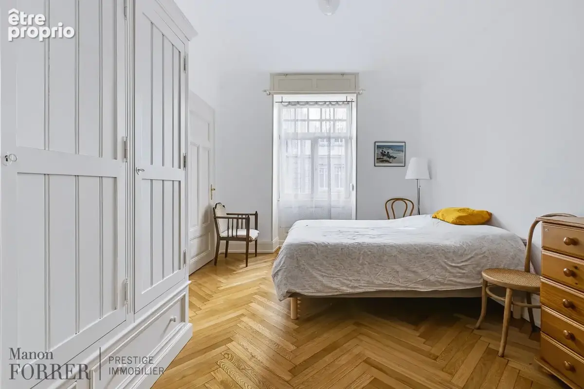 À VENDRE ! Appartement 5 pièces aux prestations soignées avec triple réception   151 m2   Contades - photo 8