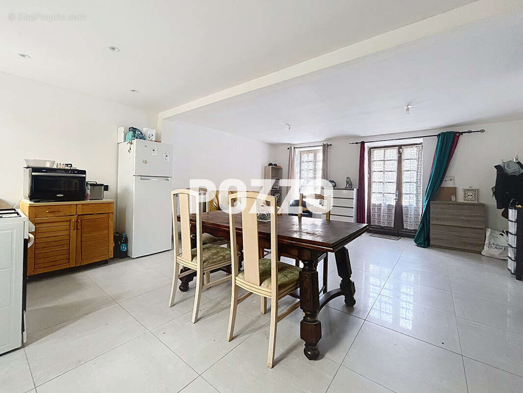 Maison à SAINT-SEVER-CALVADOS