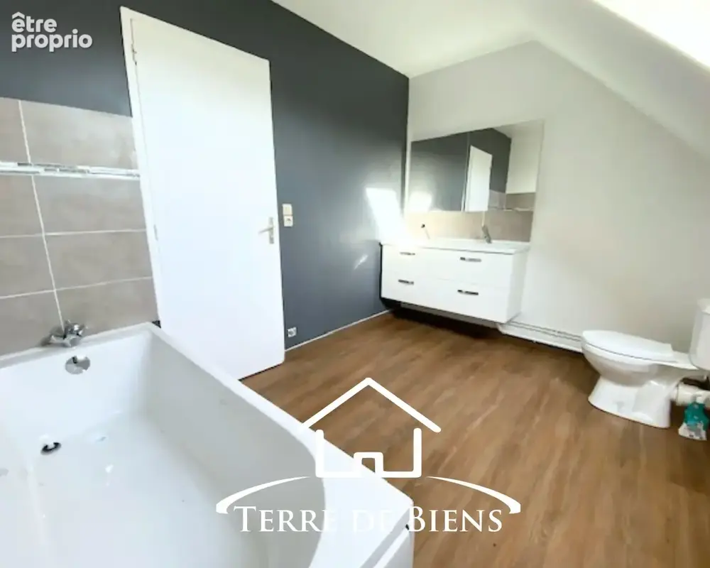 Maison en Pierre de Taille de 170 m2 avec Dépendances et Terrain   Secteur Couloisy - photo 12