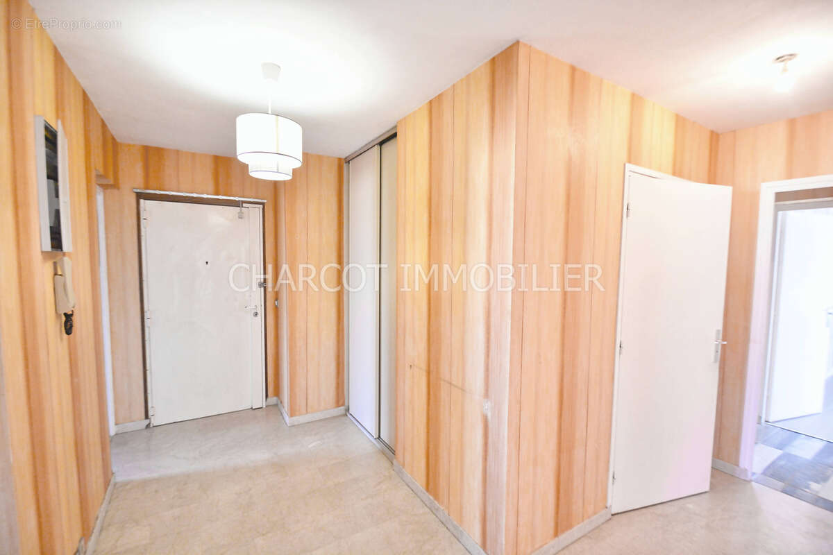 Appartement à LYON-5E
