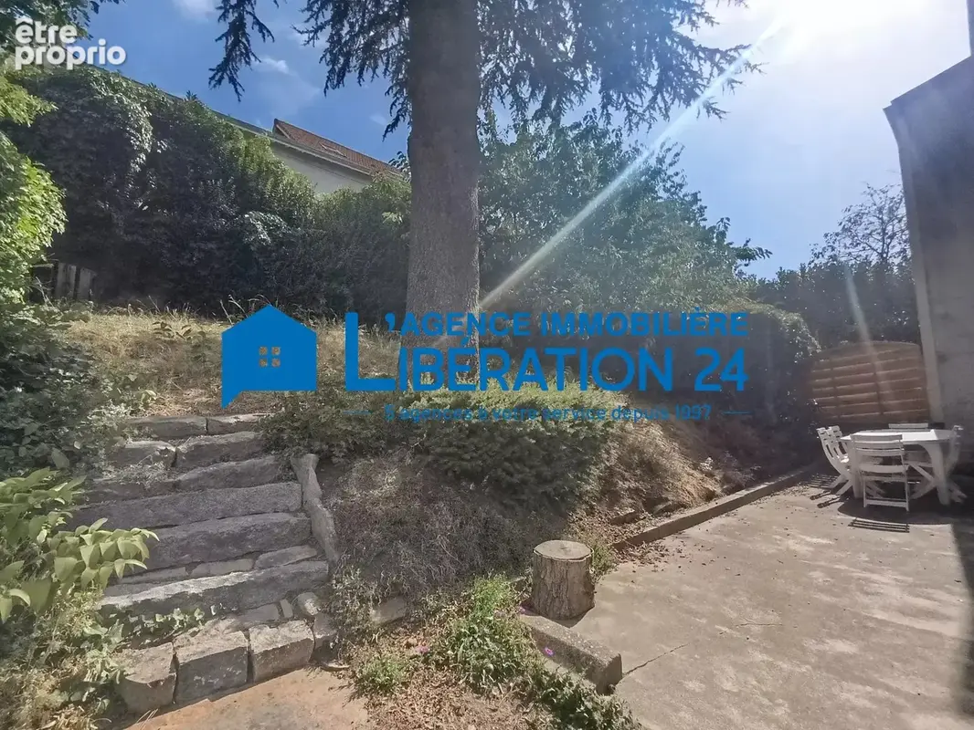 Maison familiale de 170 m² à Saint-Étienne - photo 18