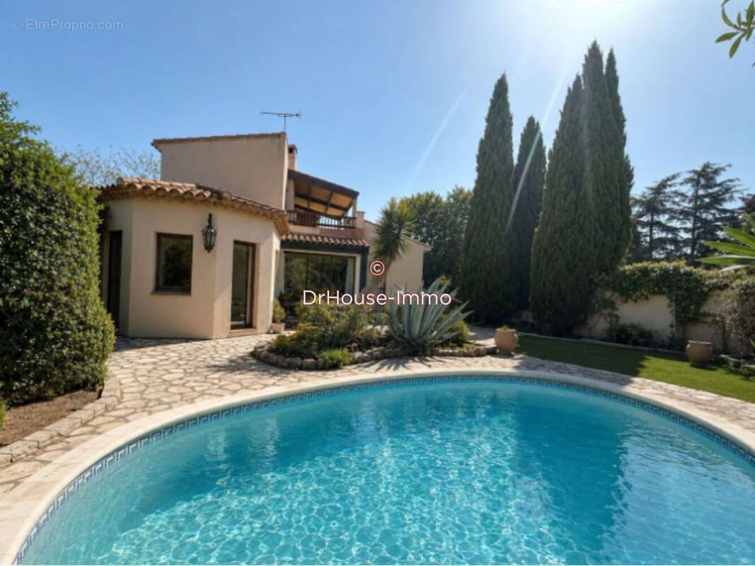 Maison 183 m² à Agde  - photo 2