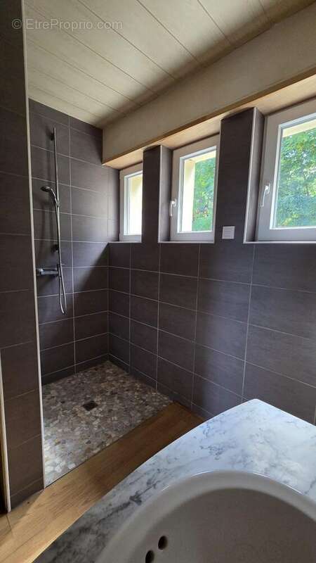 Maison 140 m² à Labaroche  - photo 5