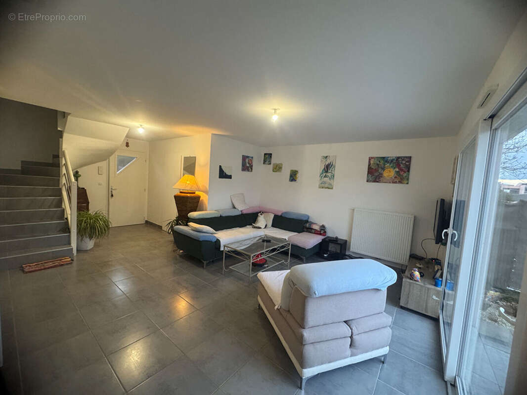 Appartement à BRINDAS