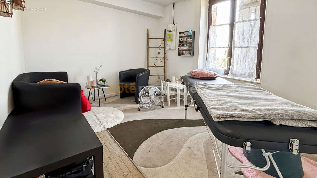 Batiment mixte 8 pièces - photo 9