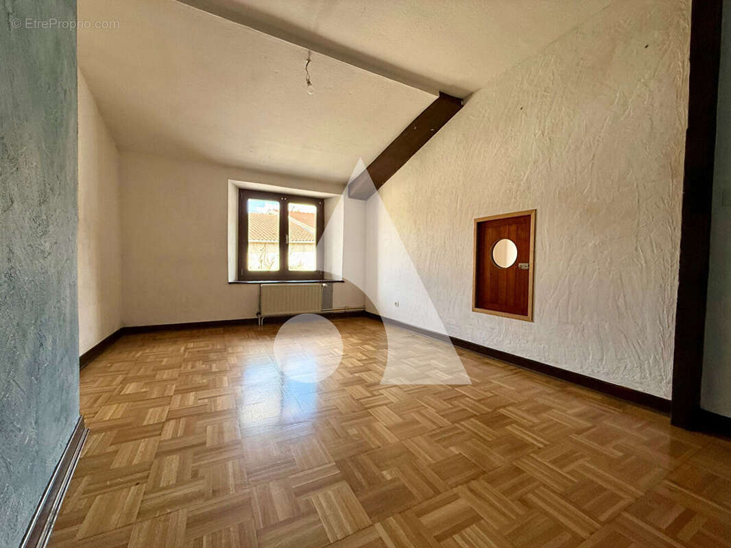 Maison à NAIVES-ROSIERES