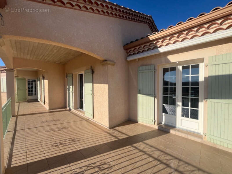 Maison à SAINTE-DODE