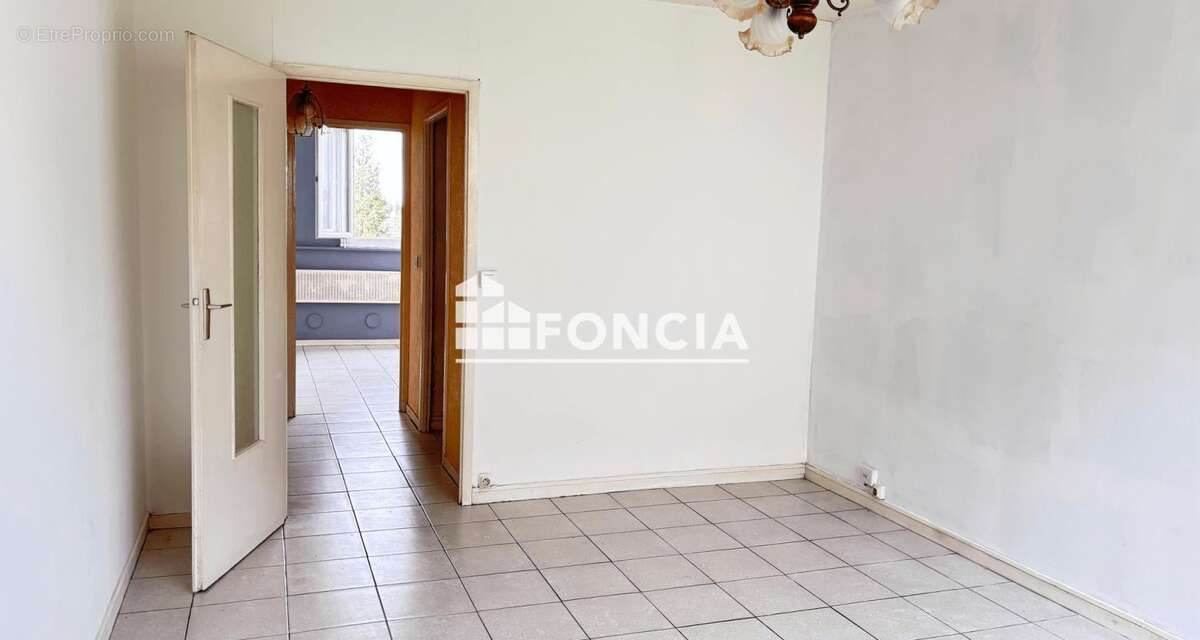 Appartement à SAINT-ETIENNE