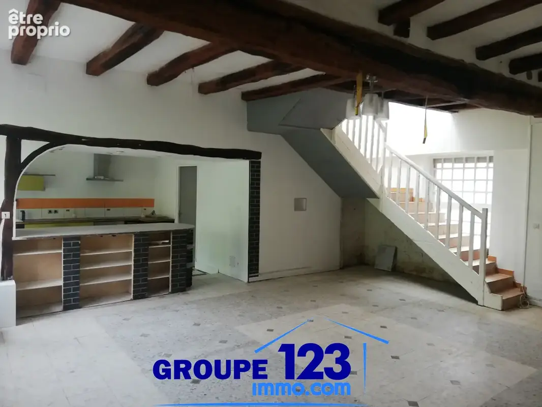Maison au coeur d'Aillant-Sur-Tholon - 3 chambres - photo 3