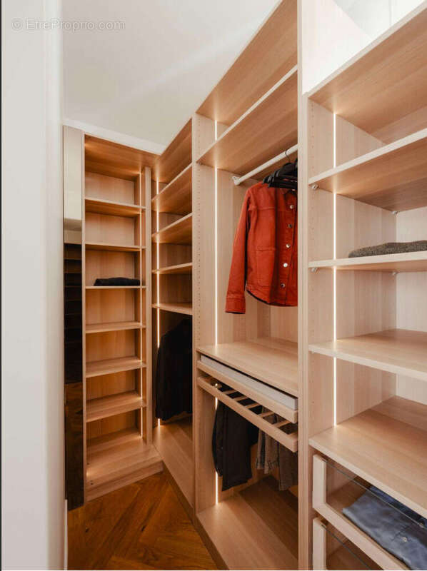 Appartement à PARIS-5E