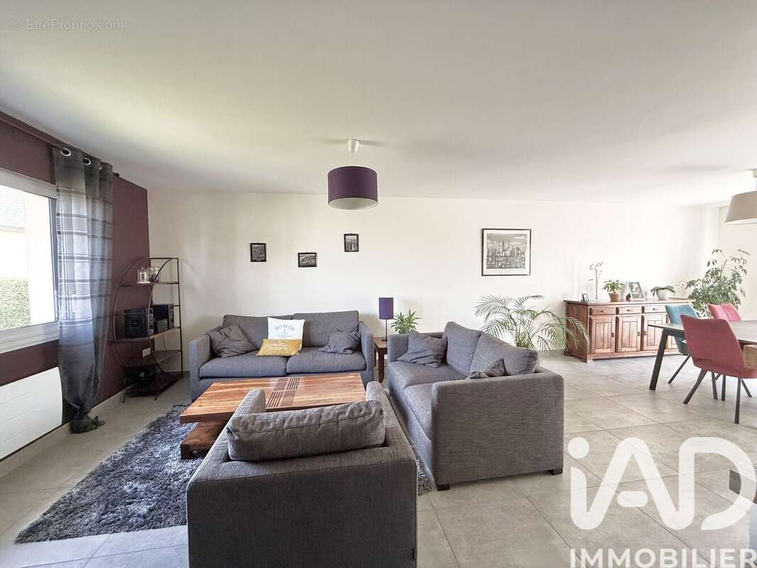 Photo 2 - Maison à BONCHAMP-LES-LAVAL