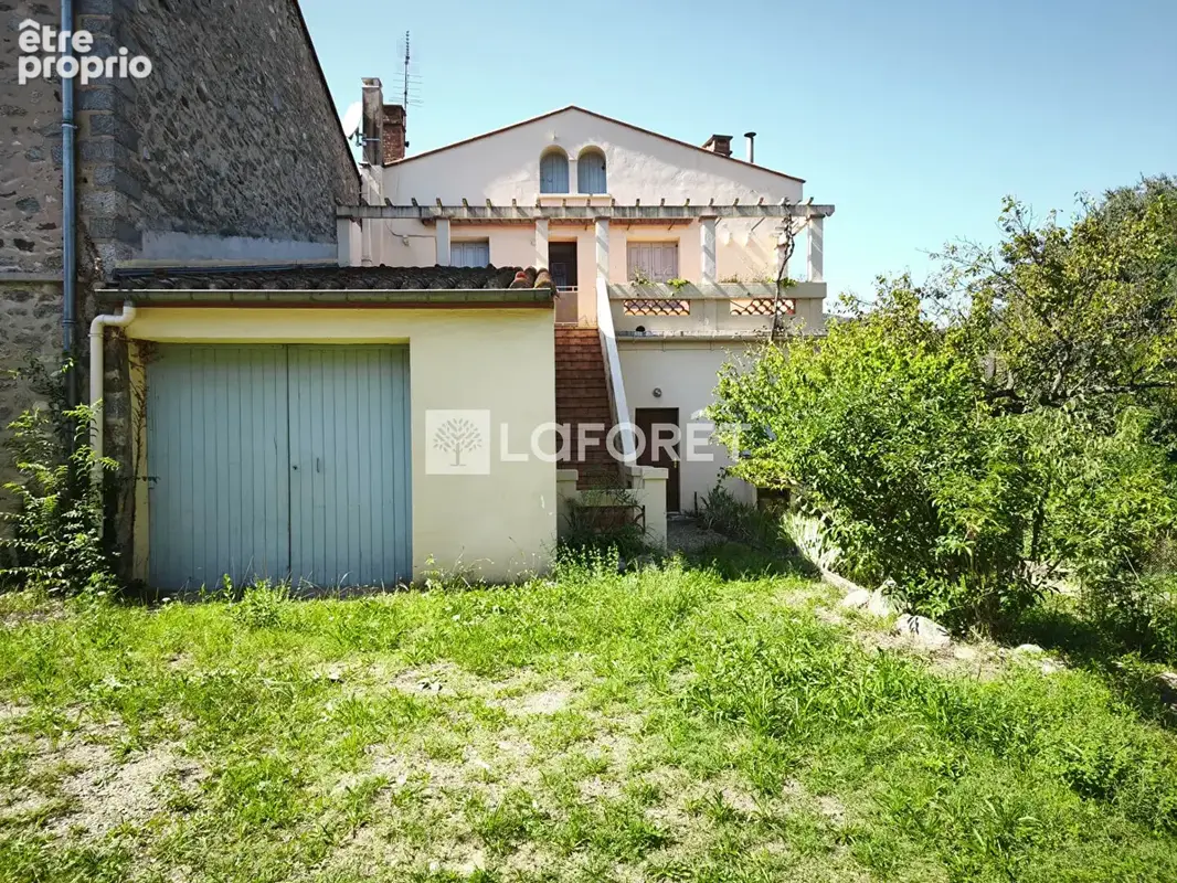 Maison à Reynes avec 2 logements, dépendances et grand terrain - photo 2