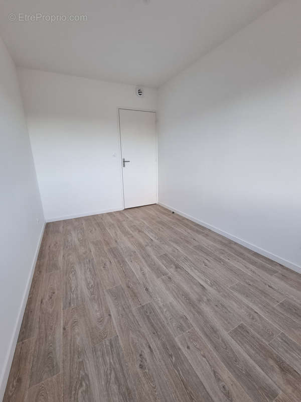 Appartement à SAINT-ERBLON