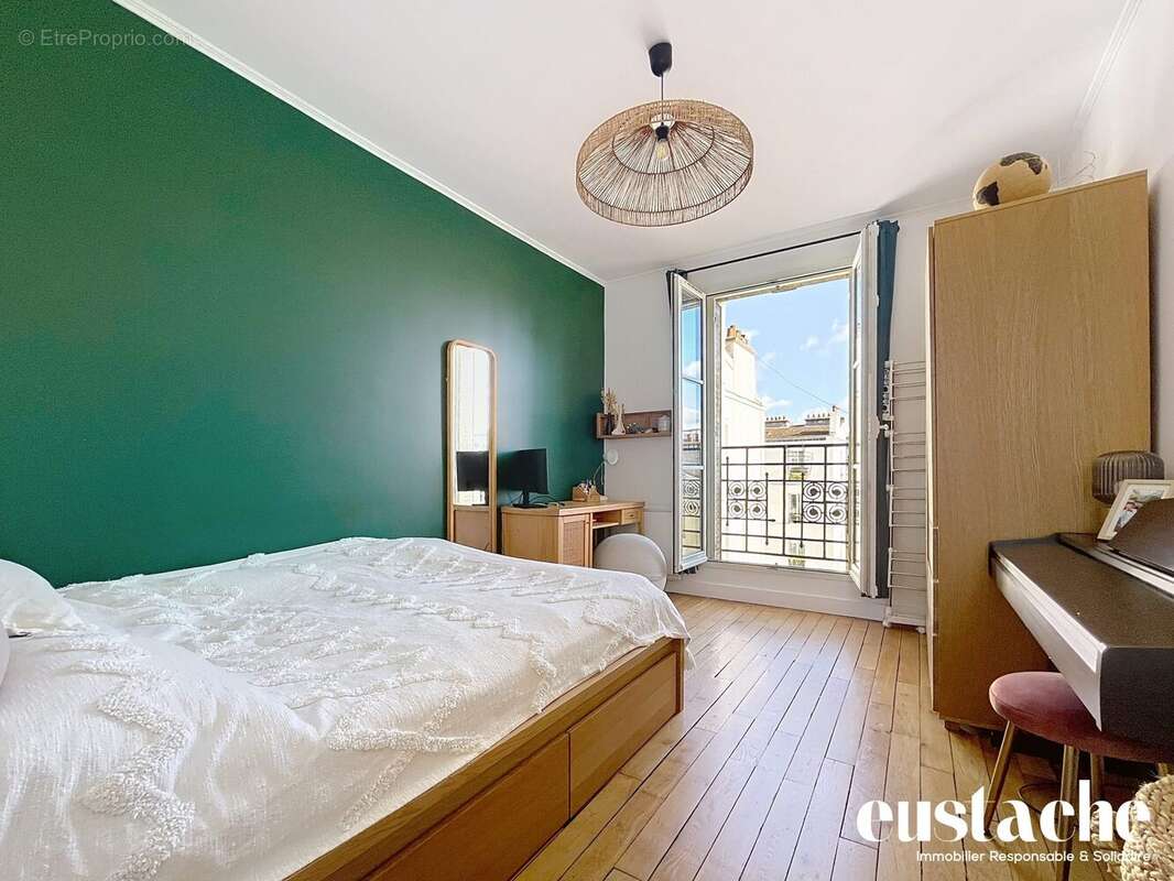 Appartement à PARIS-19E