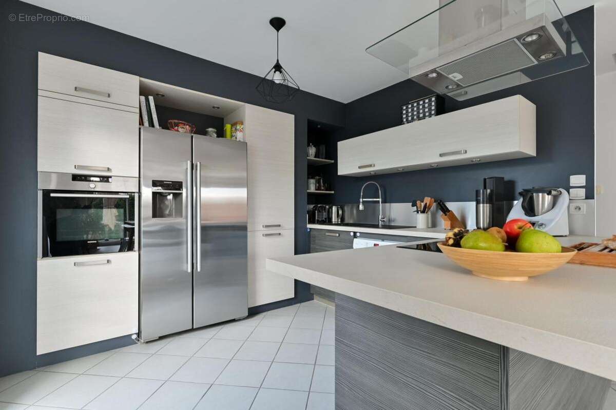 Maison à GREZIEU-LA-VARENNE