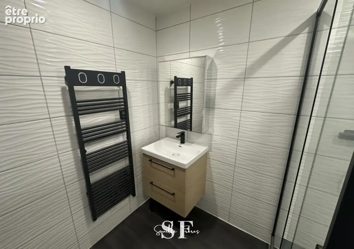 Agen centre - immeuble de 5 appartements loues et deux garages loues - photo 7