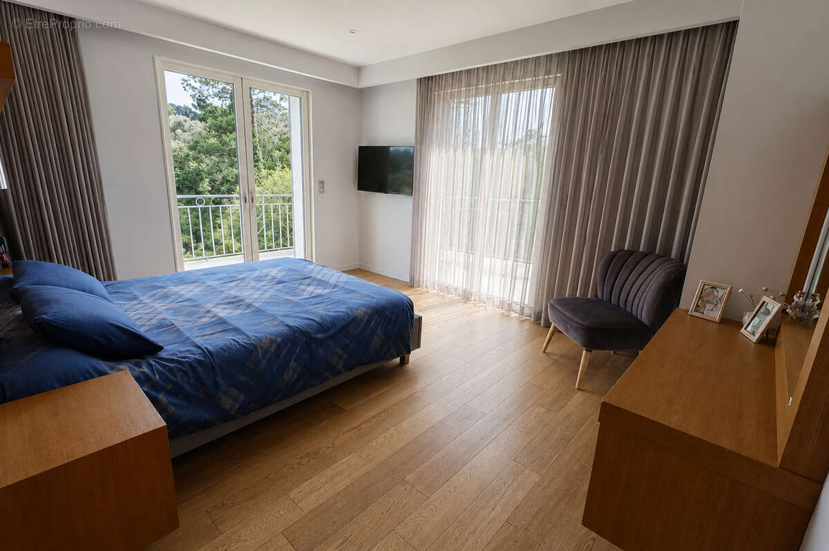 Villa contemporaine 200 m² jardin de 2500 m² avec piscine peymeinade - photo 15