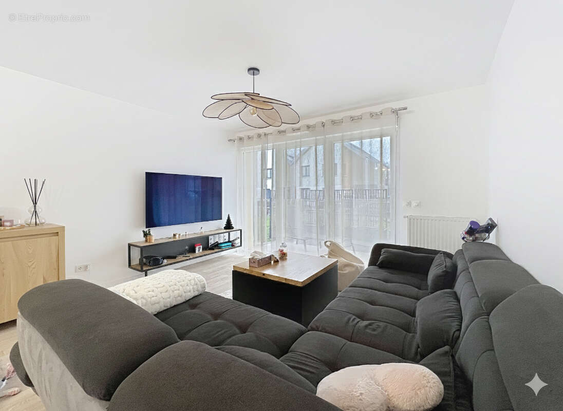 Appartement à EPRON