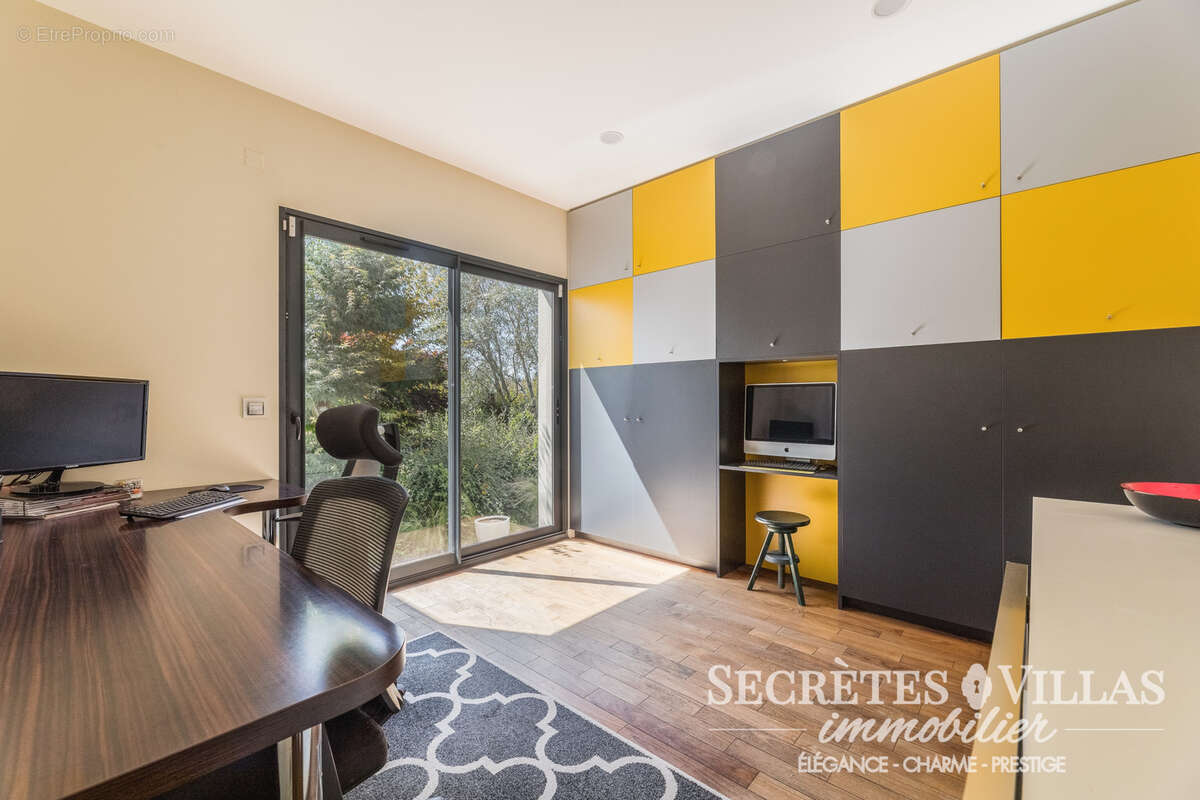 Bouliac villa contemporaine 287m2 avec vue et s/sol 150m2 - photo 18