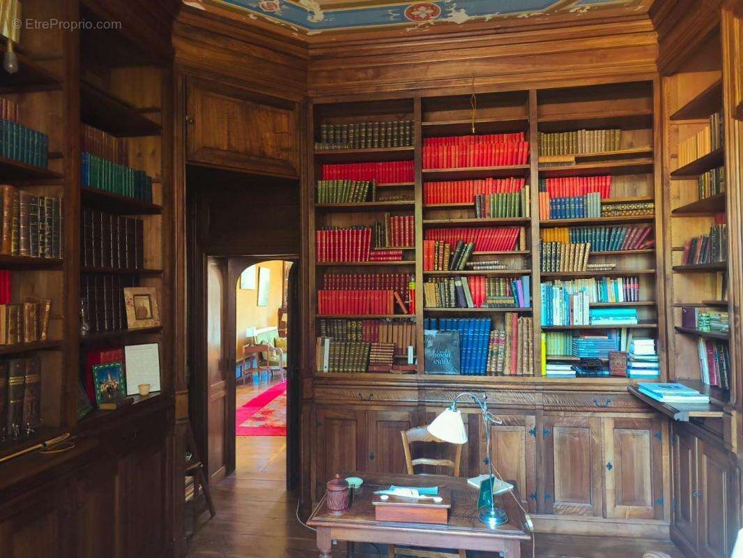 Maison à CHAMPAGNAC-DE-BELAIR