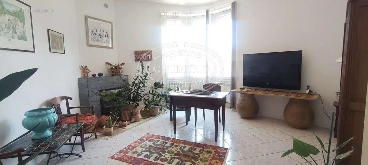 LEZIGNAN-CORBIERES - Villa de 194 m²  env./ TERRAIN de 430 m² - photo 14