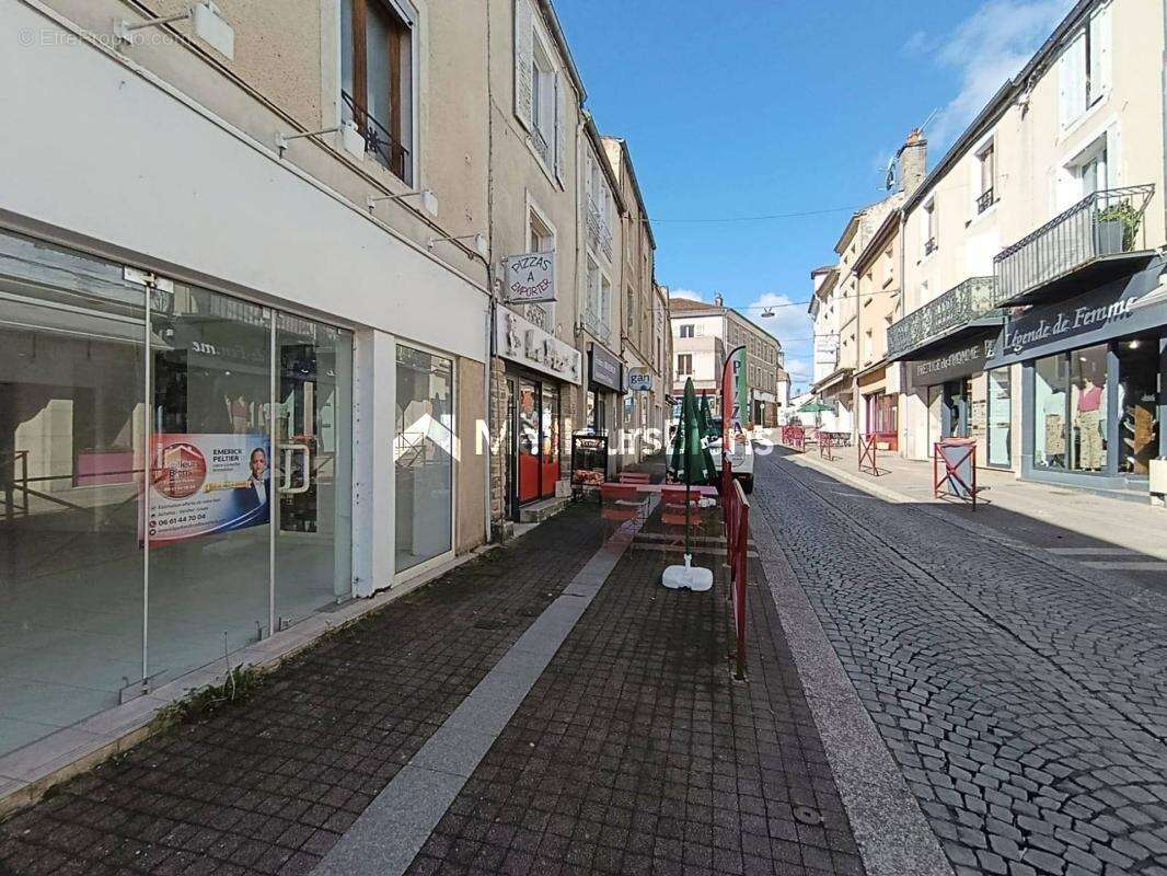 Commerce à BOURBONNE-LES-BAINS