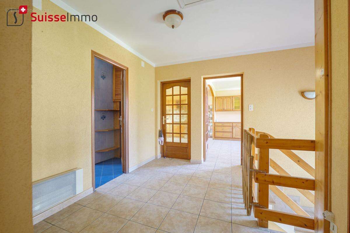 Maison à FESCHES-LE-CHATEL