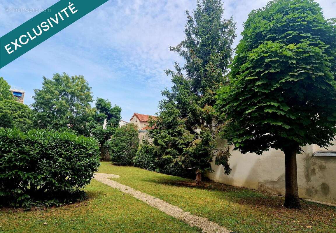 Photo 2 - Appartement à SAINT-MAUR-DES-FOSSES