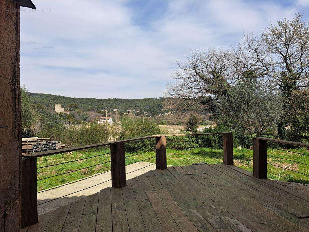 Maison à FIGANIERES