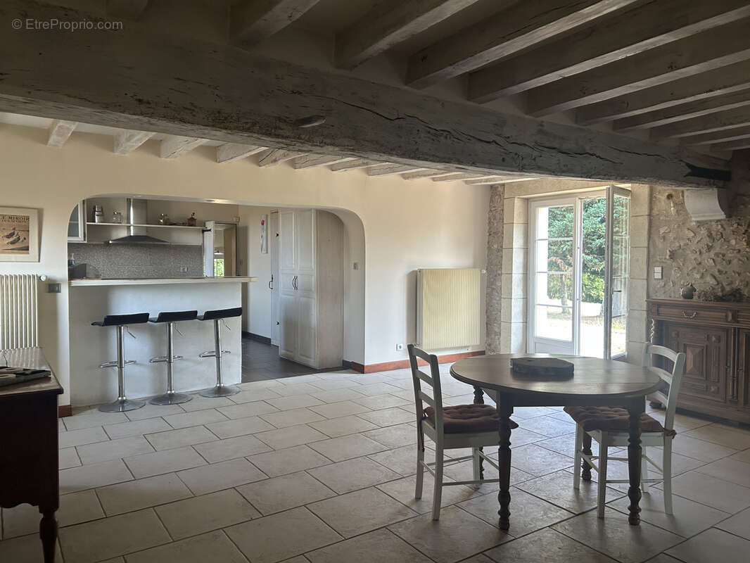 Propriété 4,32 ha : maison ancienne rénovée, remises, parc arboré, pré - photo 7