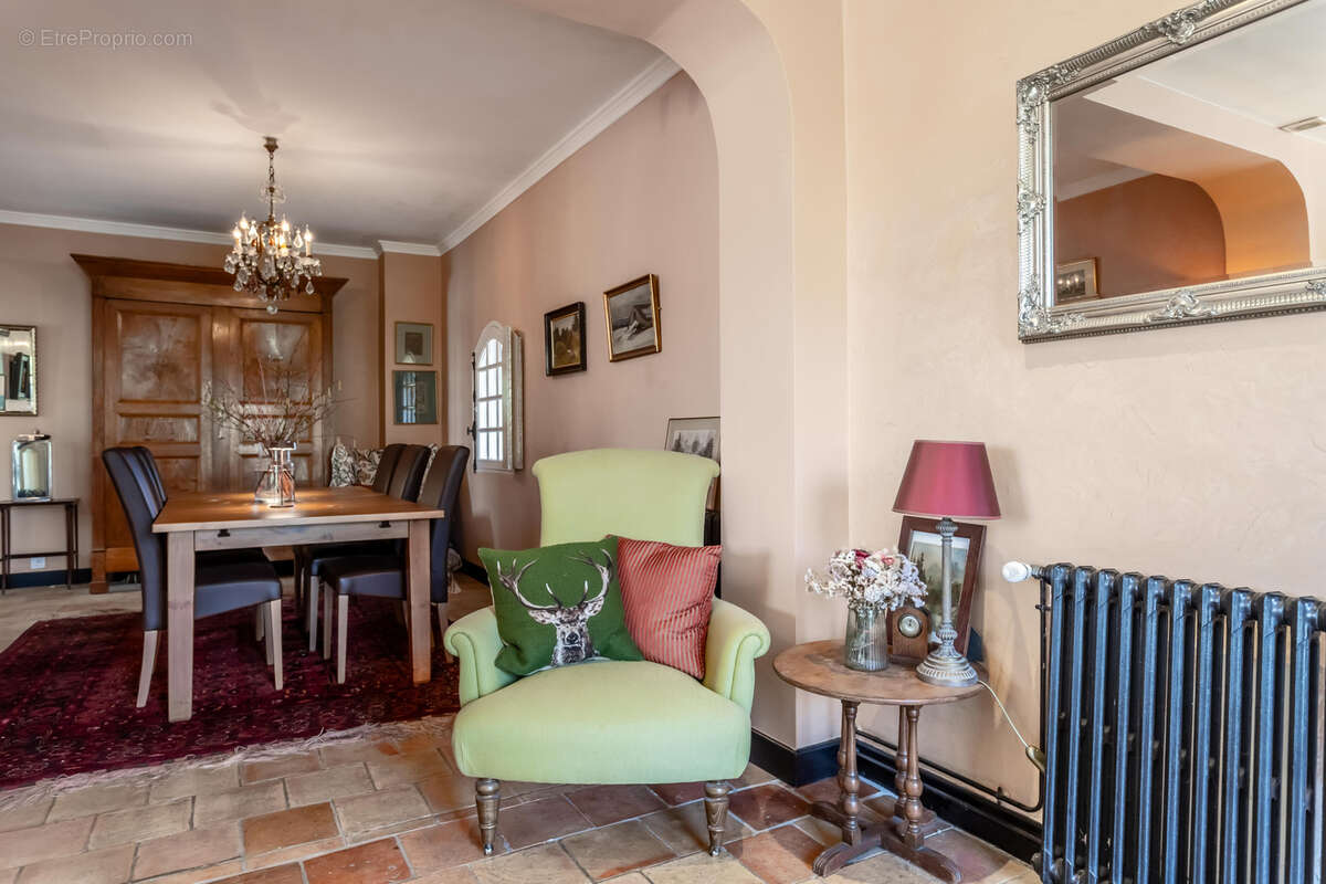 Maison à MONFLANQUIN