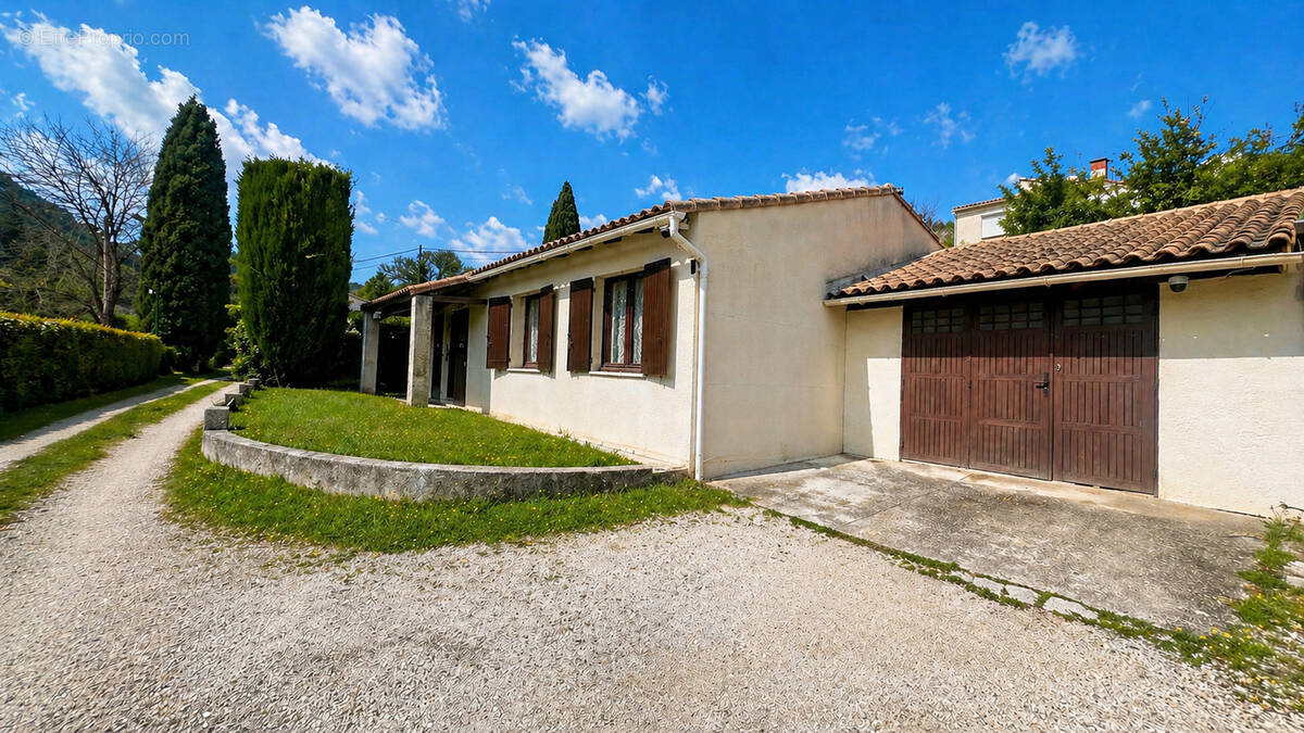 Maison à LA DESTROUSSE