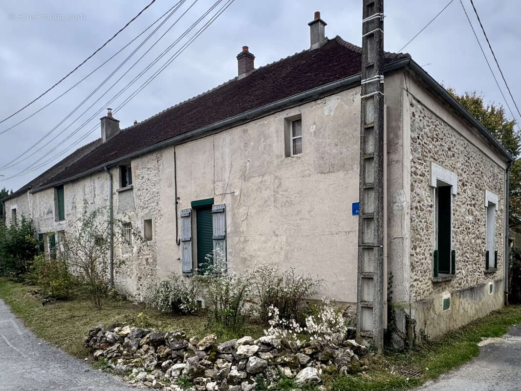 Maison à COULOMMIERS