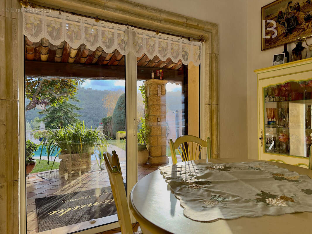 Maison à BIOT