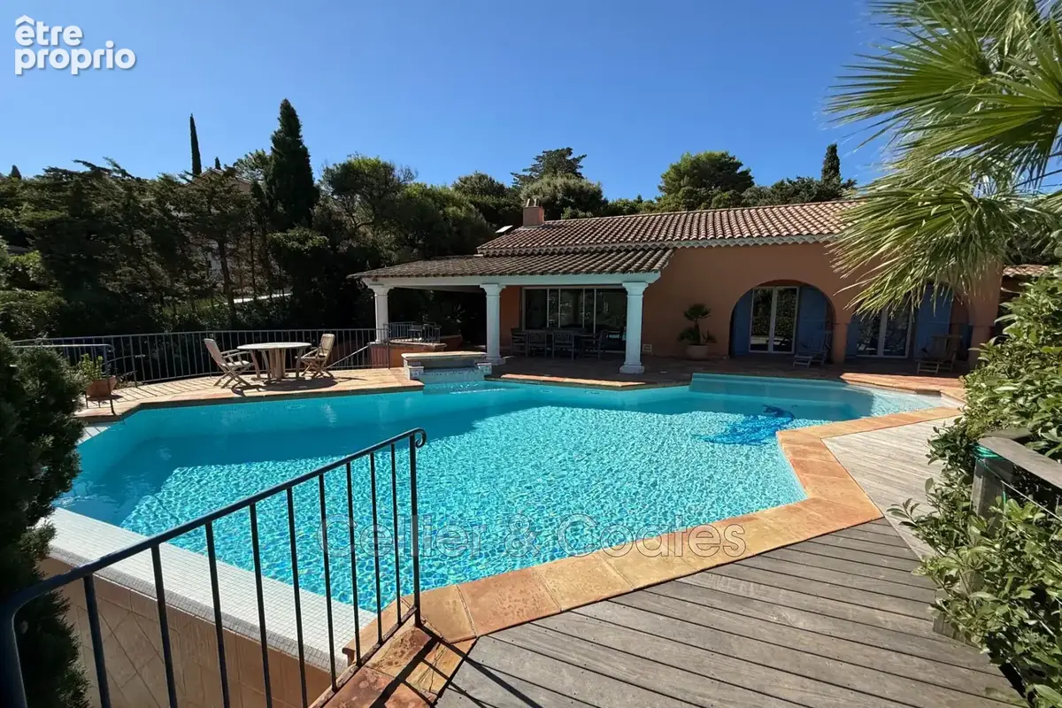Maison 160 m² à Le Lavandou  - photo 2