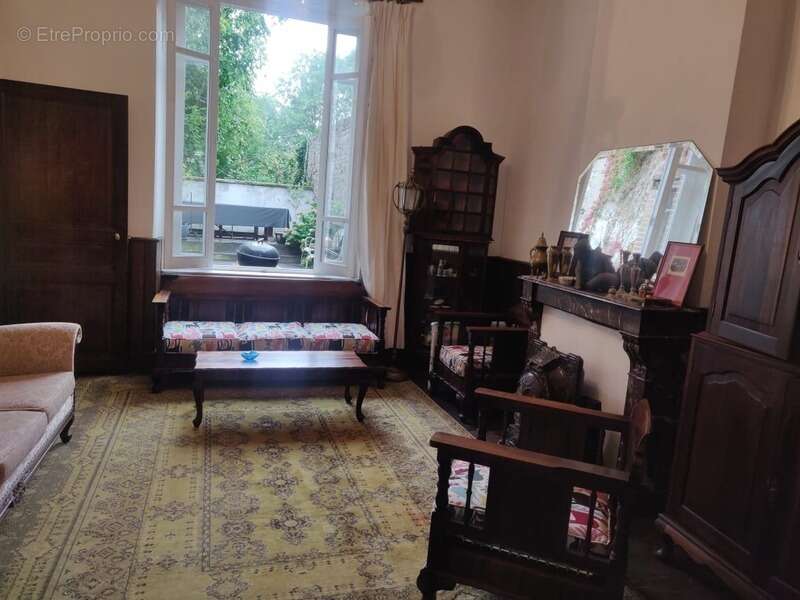 Maison à DUN-LE-PALESTEL