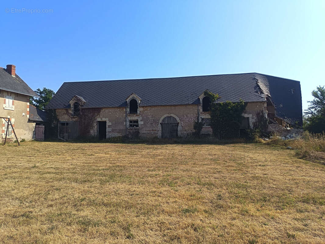 Manoir Veuzain Sur Loire 14 pièce(s) 366.85 m2 - photo 8