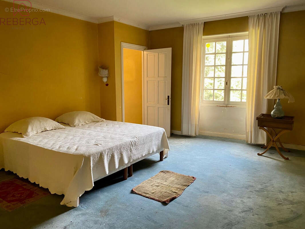 Maison à AUSSILLON