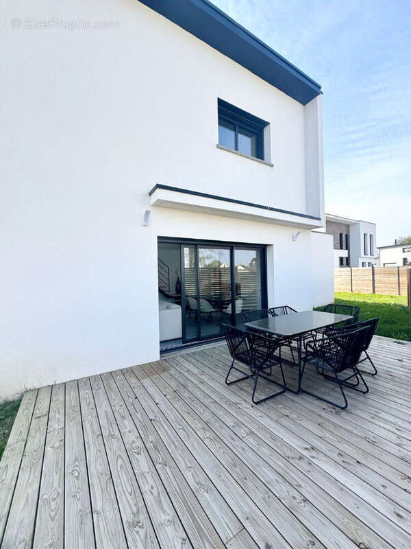 Maison à ECOUFLANT