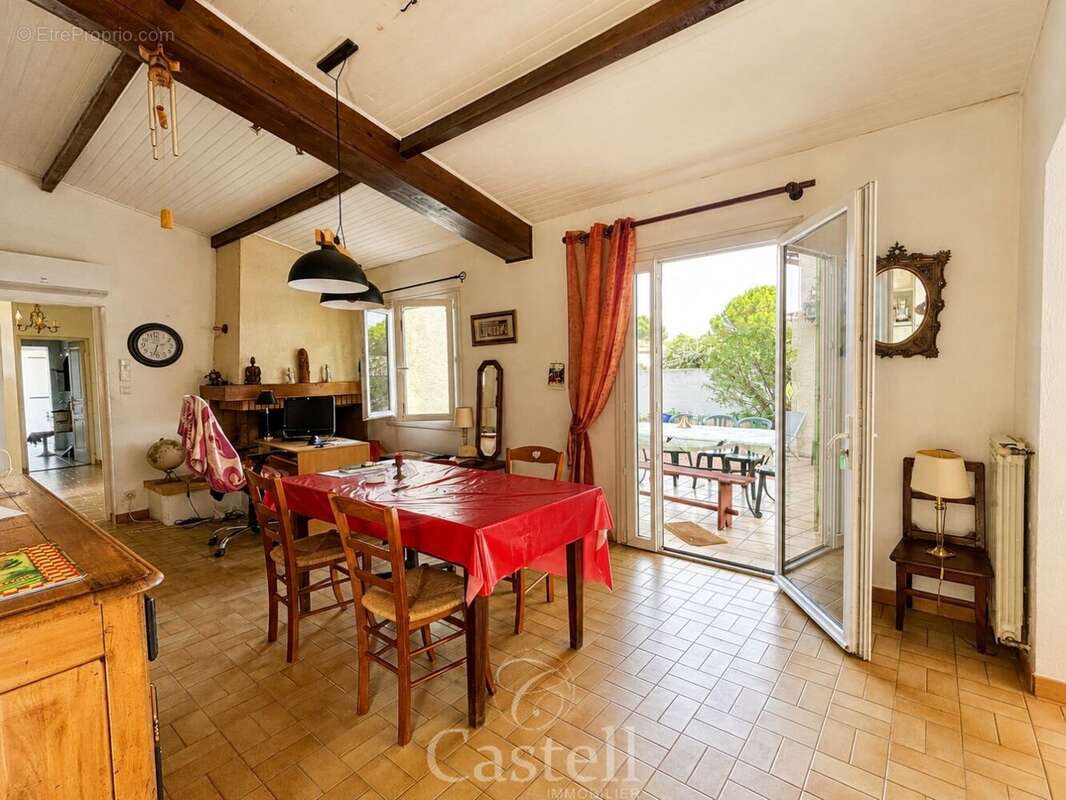 *** villa t4 de plain pied + villa t2 sur parcelle de plus de 1000 m² *** - photo 6