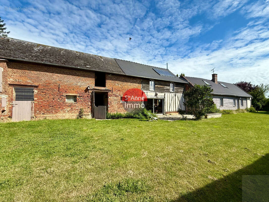 Coullemelle - 190m2 - maison individuelle - 5 chambres - autonomie de plain pied - jardin - terrasse - garage - photo 18