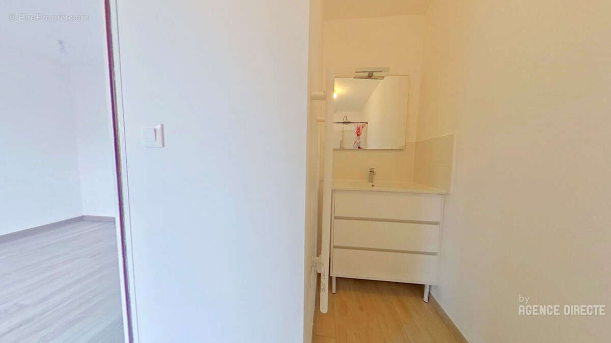 Maison à SAINT-SEBASTIEN-SUR-LOIRE