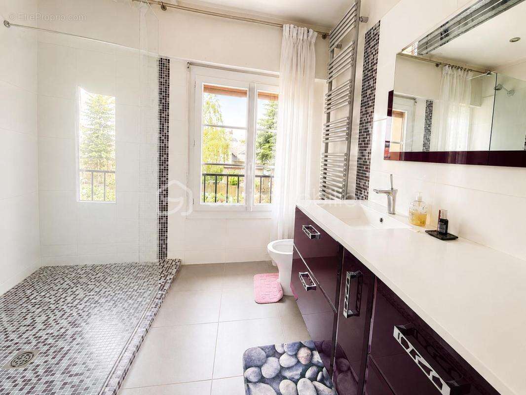 Maison familiale de 160 m² habitables sur 517 m² de terrain – Sous-sol total - photo 15