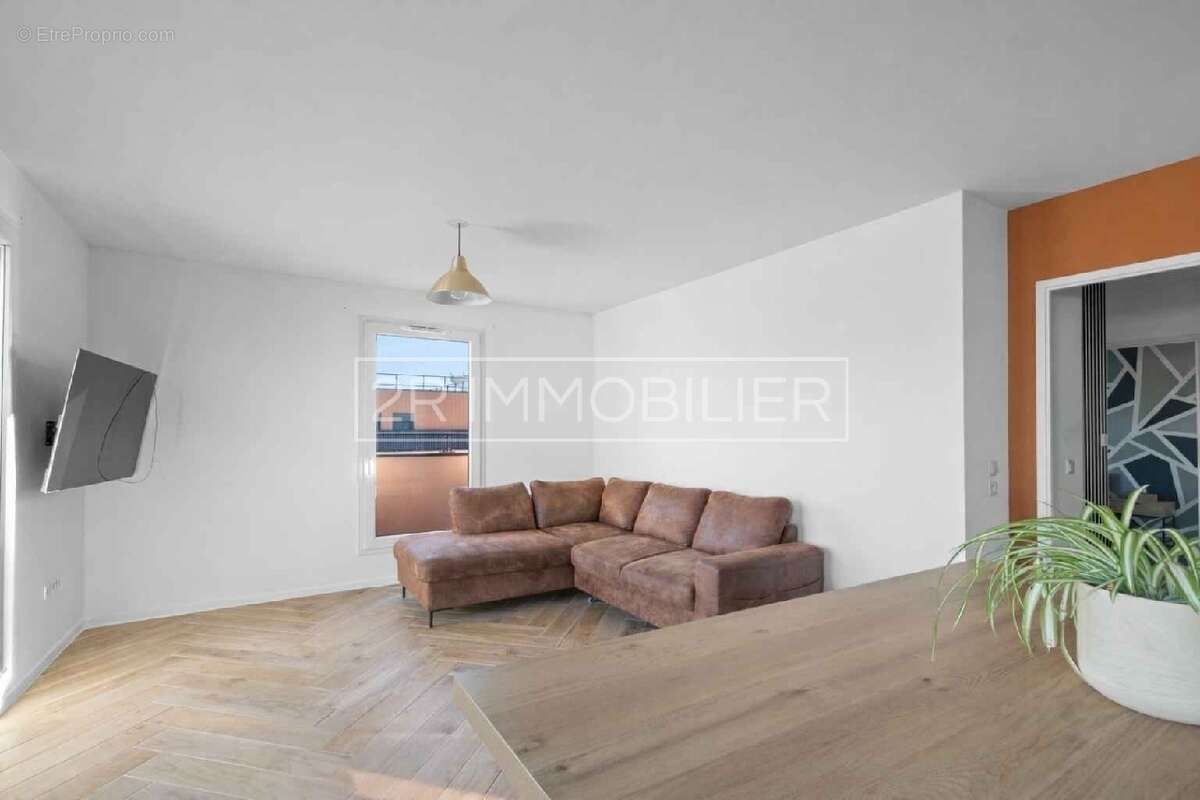 Appartement à ROISSY-EN-BRIE