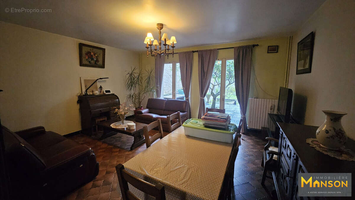 Maison à VARANGEVILLE