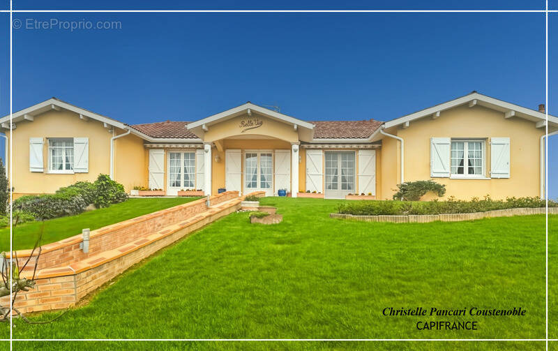 Maison à PEYREHORADE