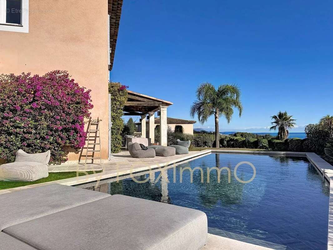 Maison à VILLENEUVE-LOUBET